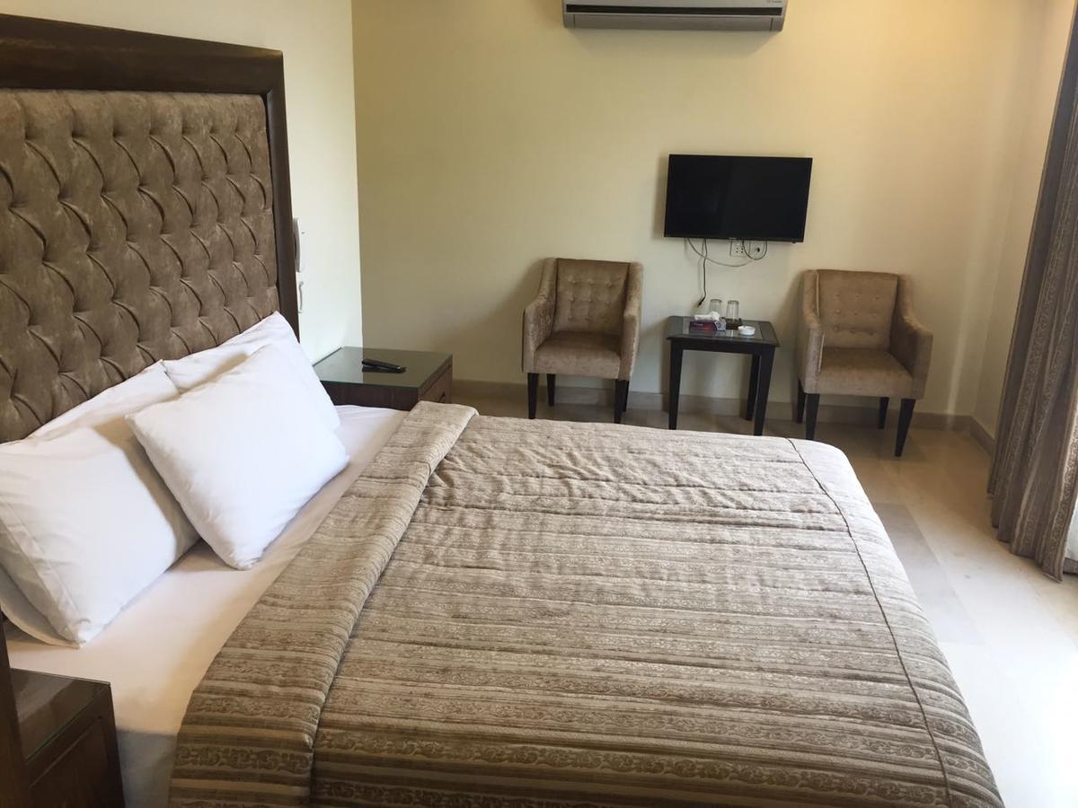 City View Hotel & Restaurant Лахор Екстериор снимка