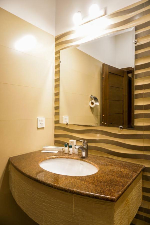 City View Hotel & Restaurant Лахор Екстериор снимка